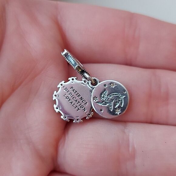 925 Silver Hufflepuff Harry Potter Charm - Picture 2 of 6